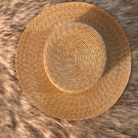 Sold on Merc - Picture 7 of 8